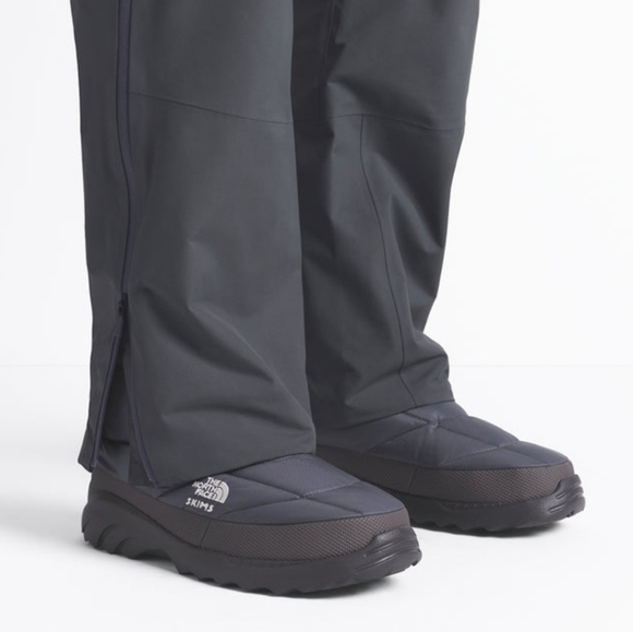 North Face x Skims Nuptse Traction Chukka Size Mens 8 Womens 10 Gunmetal - Picture 5 of 9